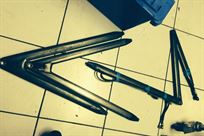 van-diemen-rf-99-01-uprights-wishbones