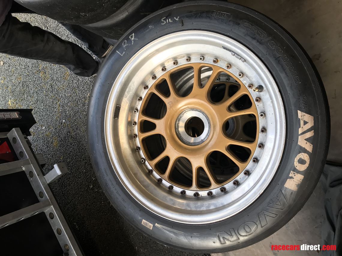 radical-sr3-wheels-and-tyres-numerous-sets