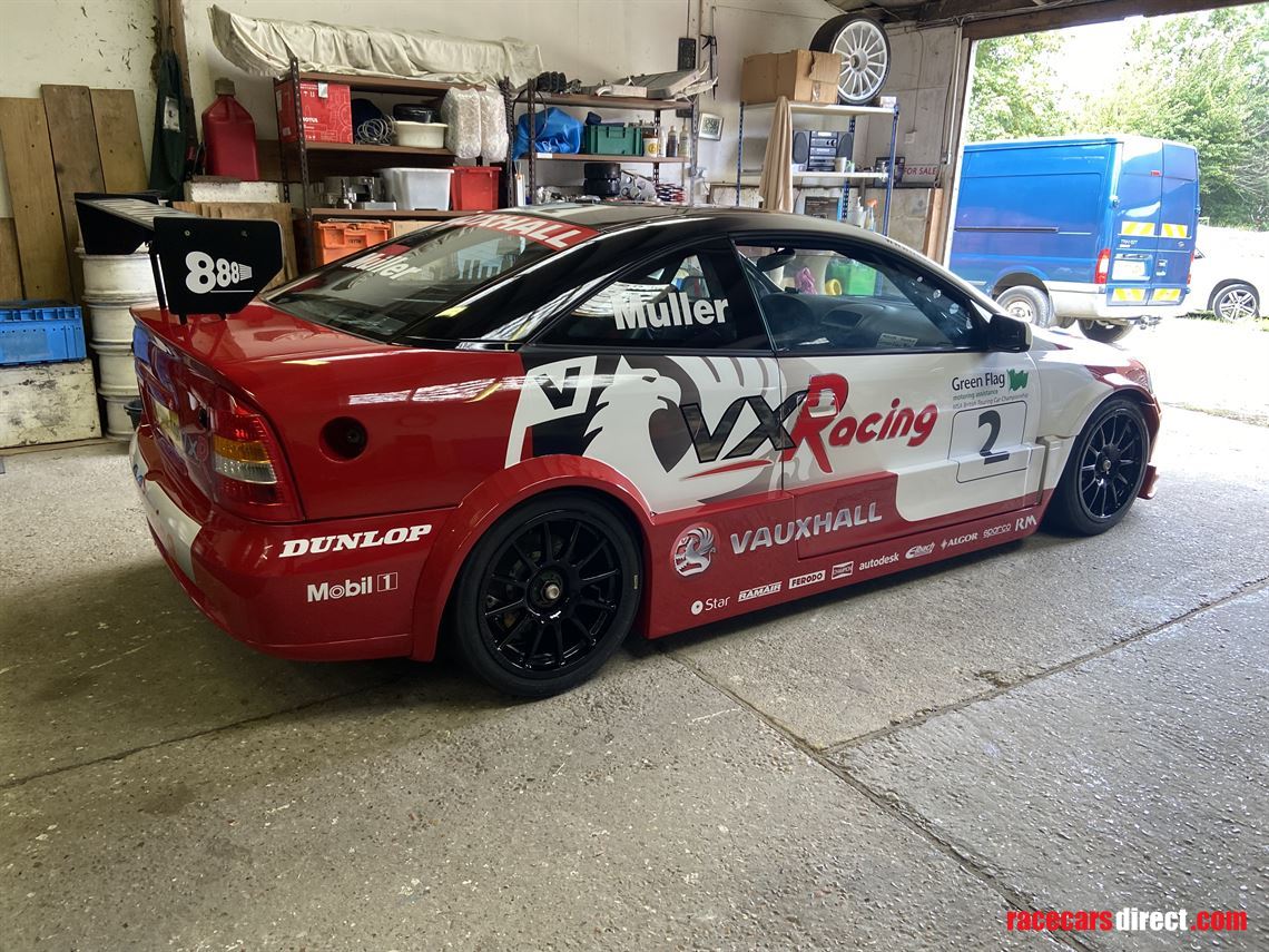 btcc-888-vauxhall-astra-champion-2003