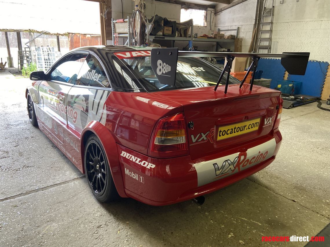 btcc-888-vauxhall-astra-champion-2003