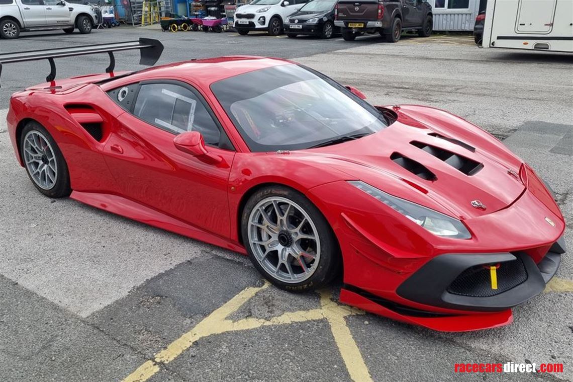 ferrari-488-challenge-evo---low-kms