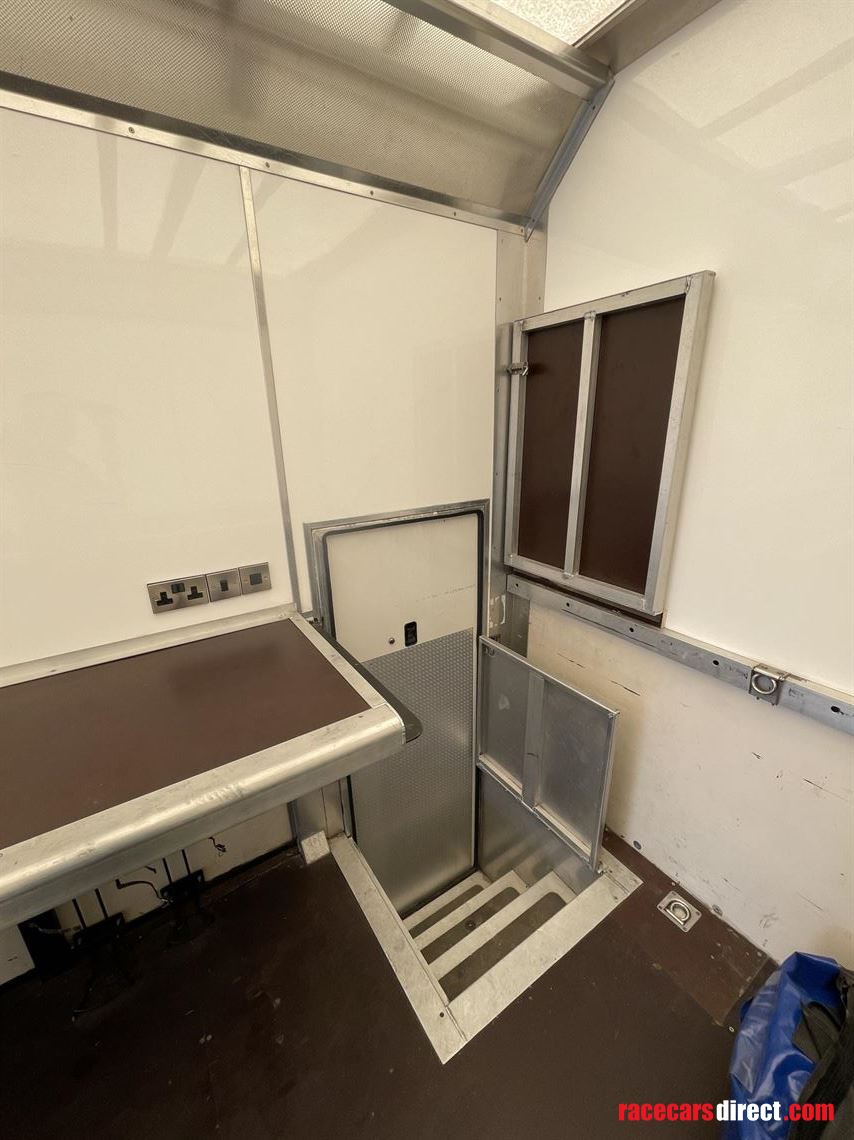 hopkins-4-car-rigid-transporter