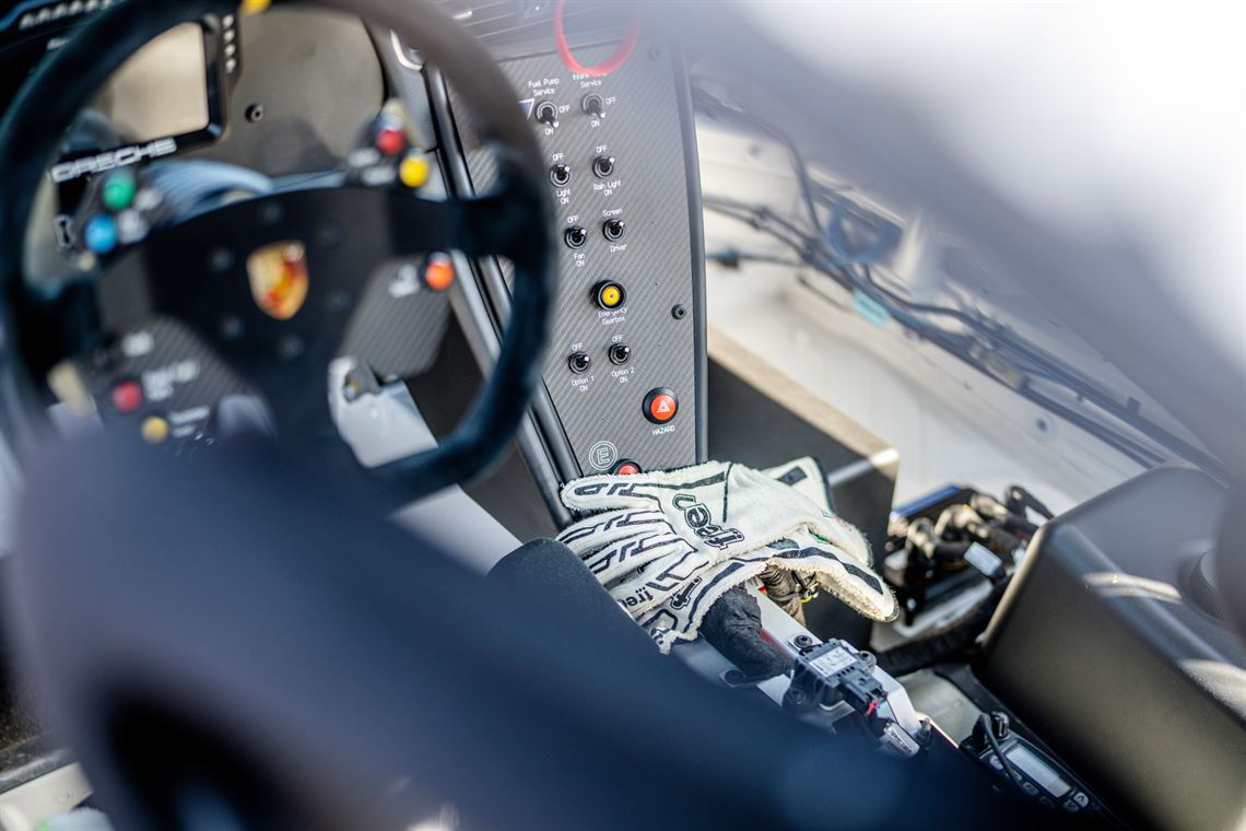 porsche-911-gt3-cup-9912-my2019