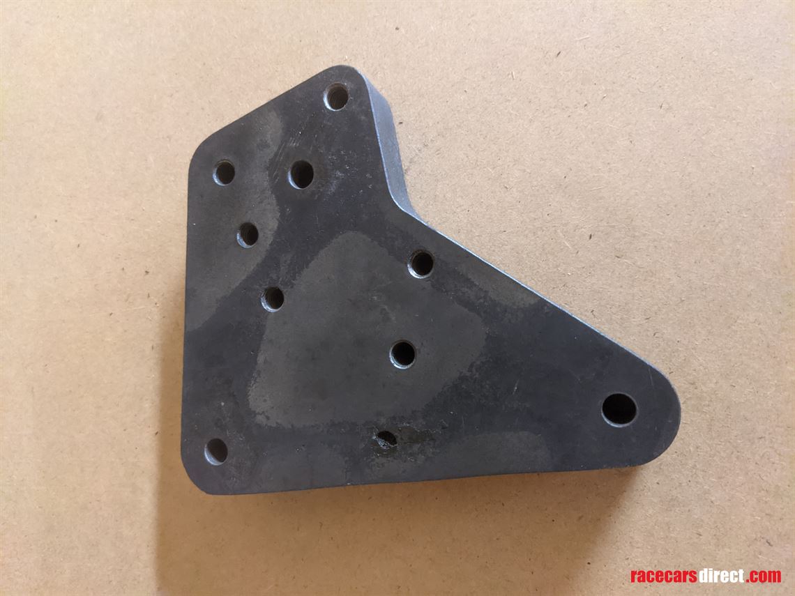 spiess-opel-f3-xe-dallara-engine-mount-bracke
