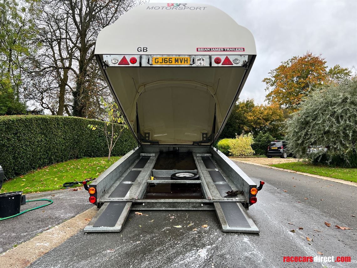 brian-james-race-shuttle-2