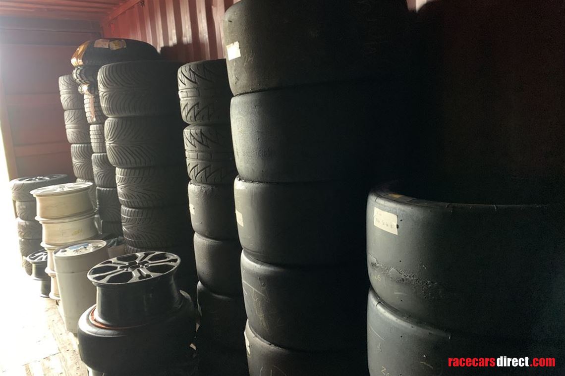 large-selection-of-new-and-used-tyres