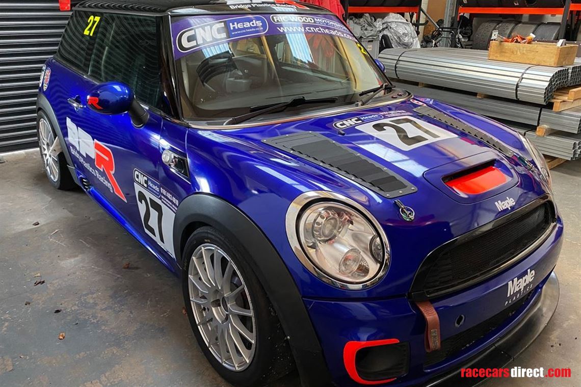 mini-r56-challenge-car