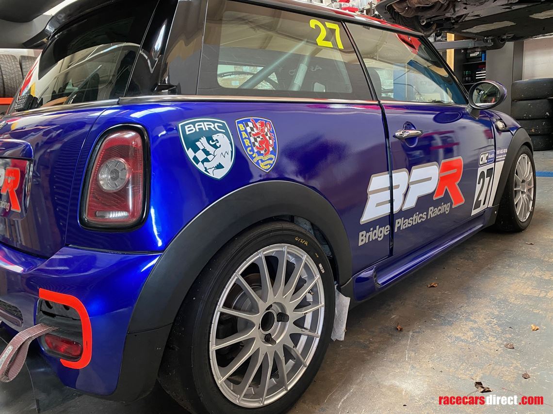 mini-r56-challenge-car