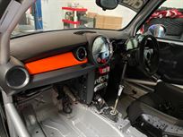 mini-r56-challenge-car