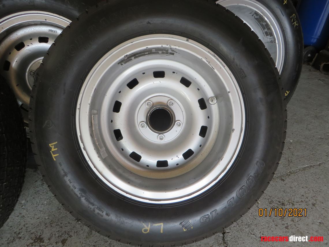 jaguar-e-type-magnesium-race-wheels
