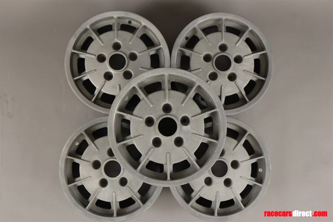 porsche-911-and-9146-magnesium-mahle-wheels