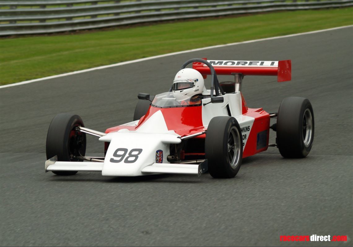 van-diemen-rf82-ff2000