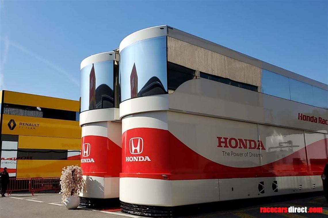 f1-hospitality-unit