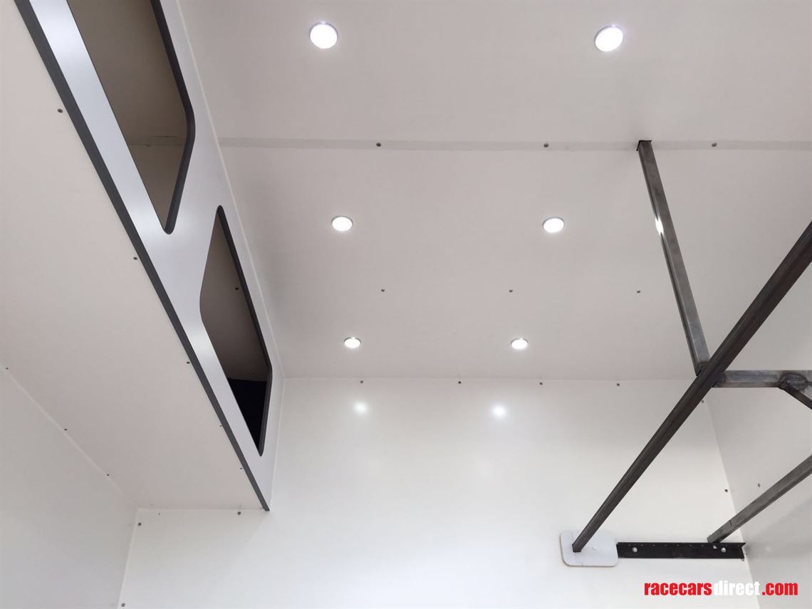 2008---renault-master-luton-race-van-35-tonne