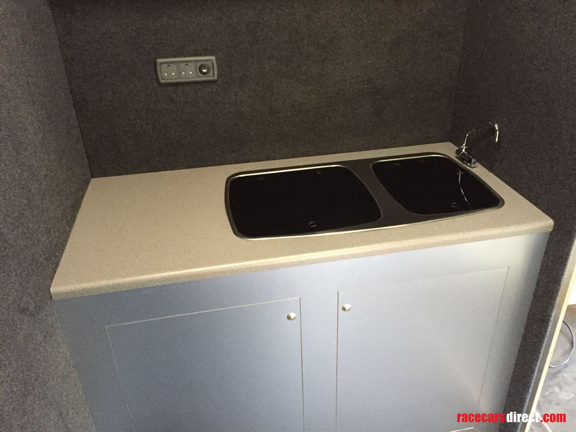 2008---renault-master-luton-race-van-35-tonne