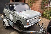 classic-mini-cooper-super-mighty-mini-champio