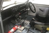 classic-mini-cooper-super-mighty-mini-champio