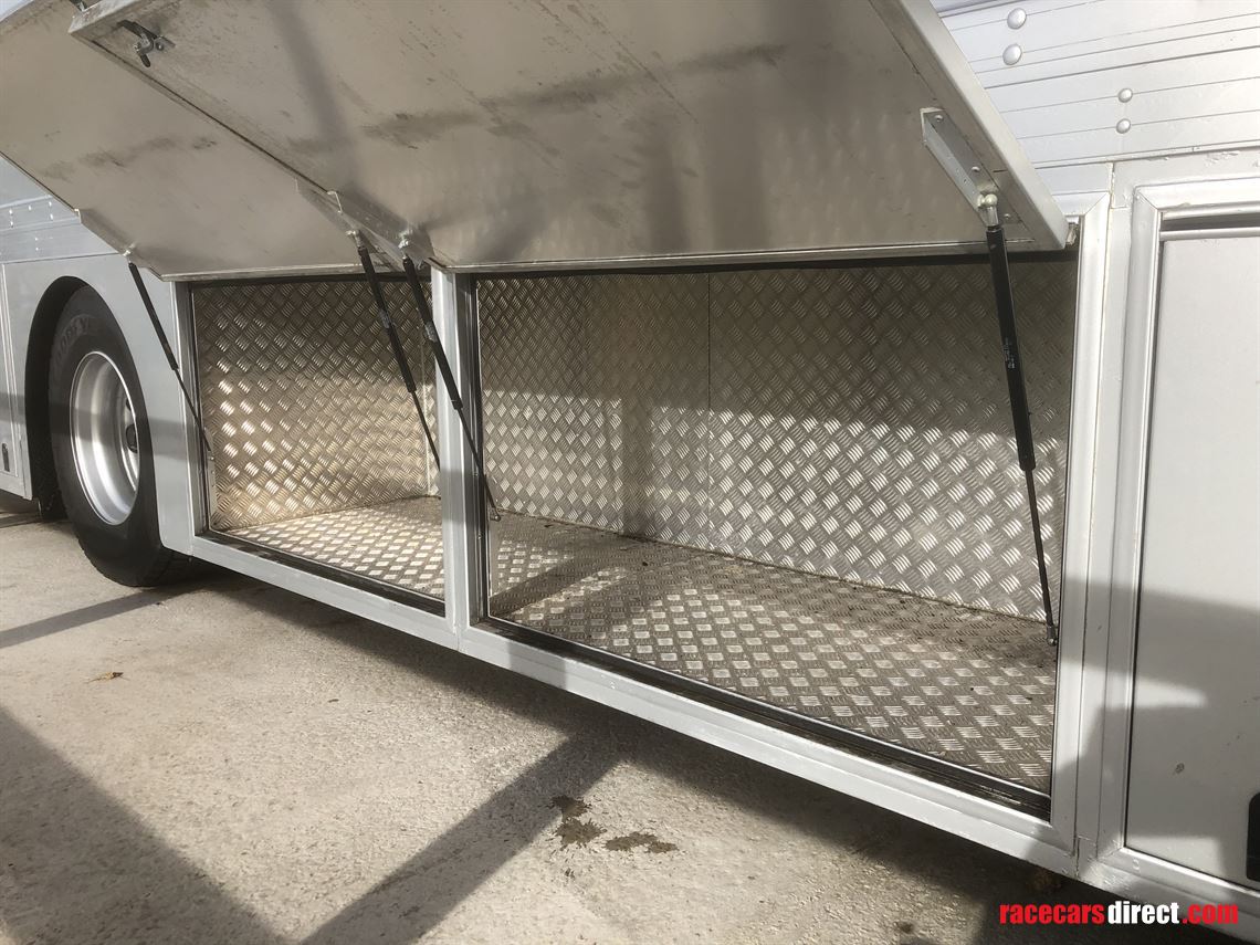 scania-racetruckmotorhome