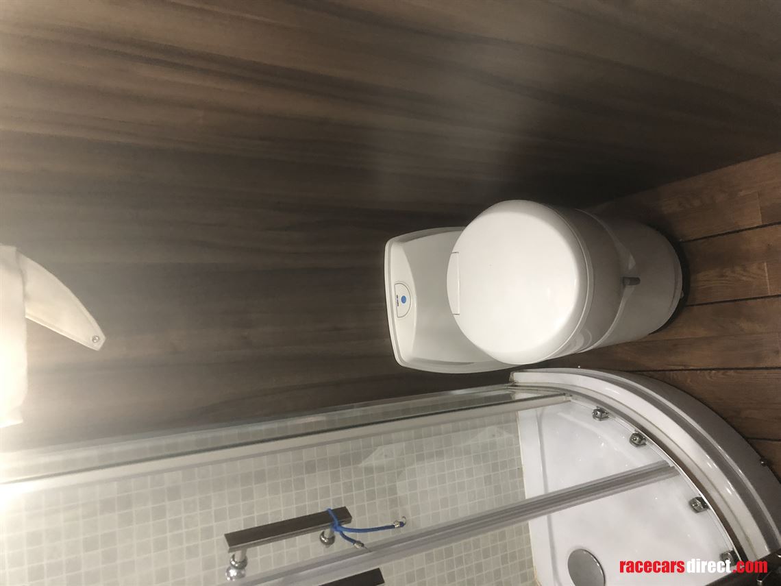 scania-racetruckmotorhome