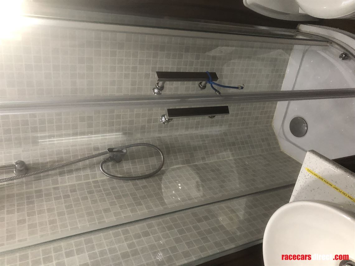 scania-racetruckmotorhome