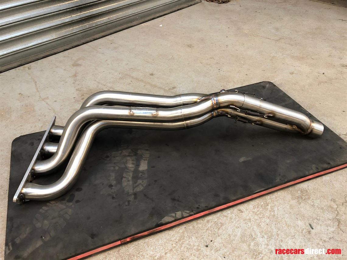 renault-clio-197-forged-track-car