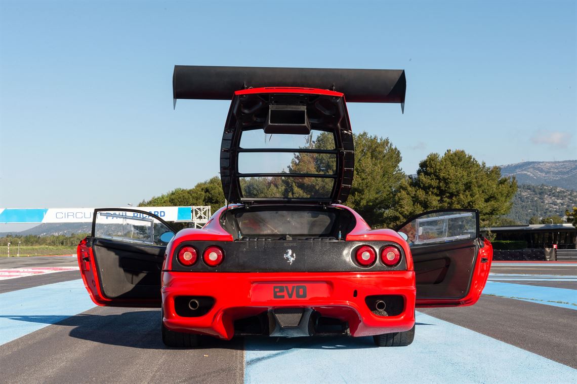 2001-ferrari-360-challenge