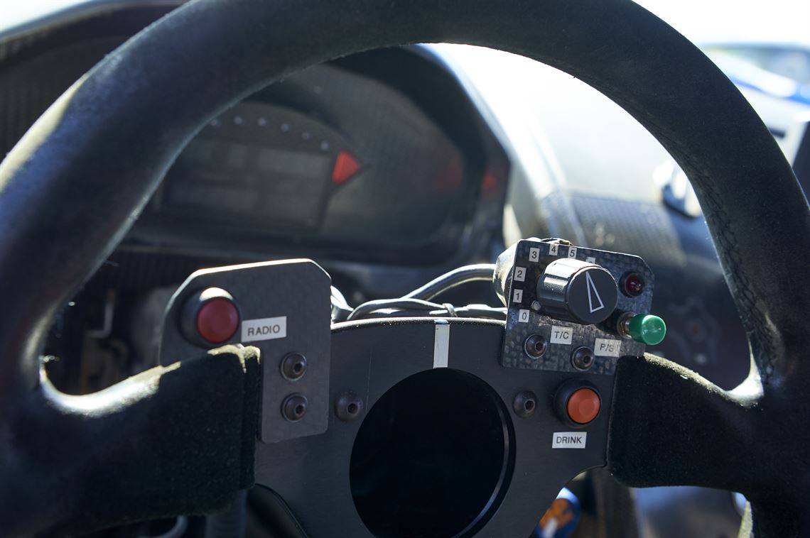 2007-aston-martin-dbrs9