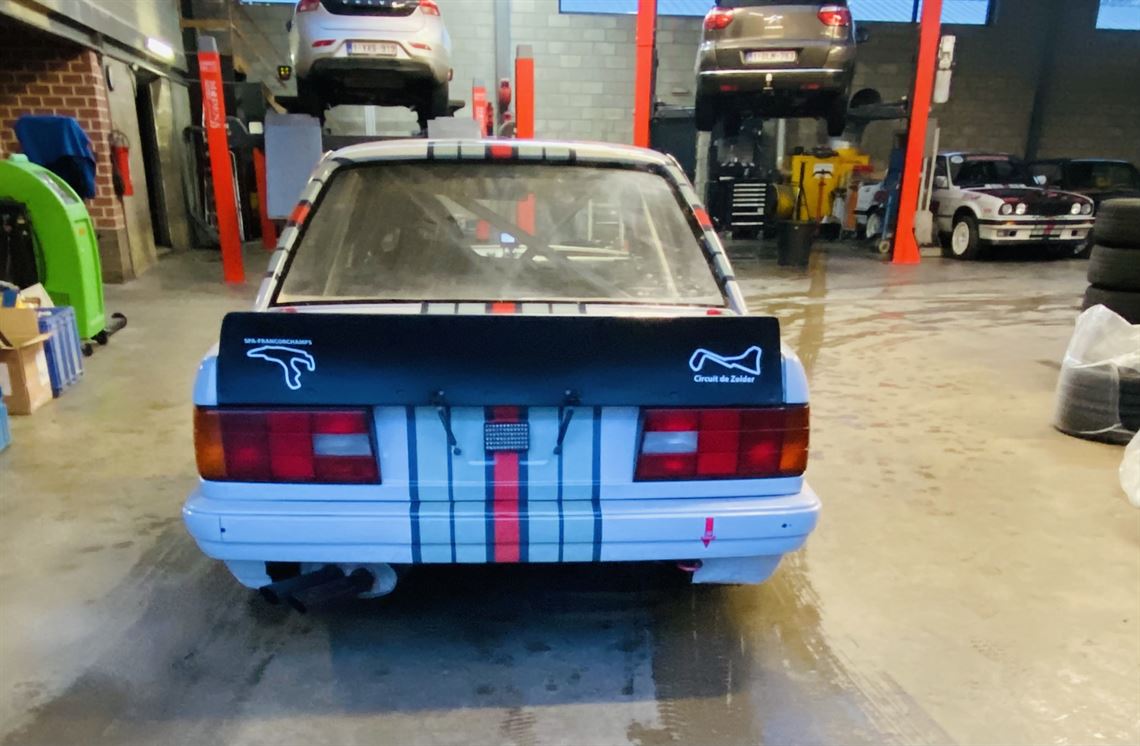 bmw-e30-325i-clubsport