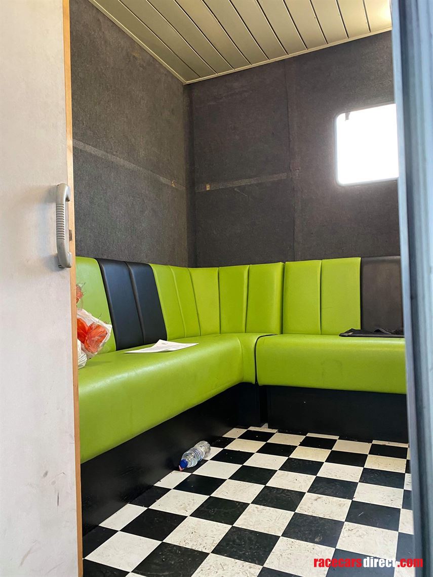 volvo-fl6-11-ton-race-truck