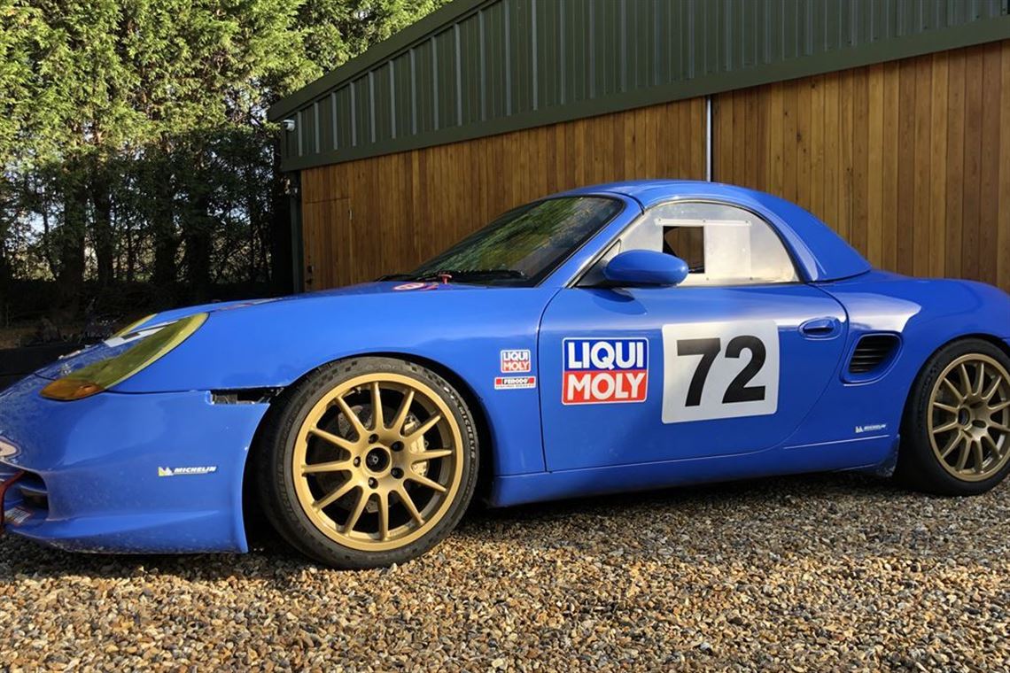 porsche-boxster-986-32-s-race-car