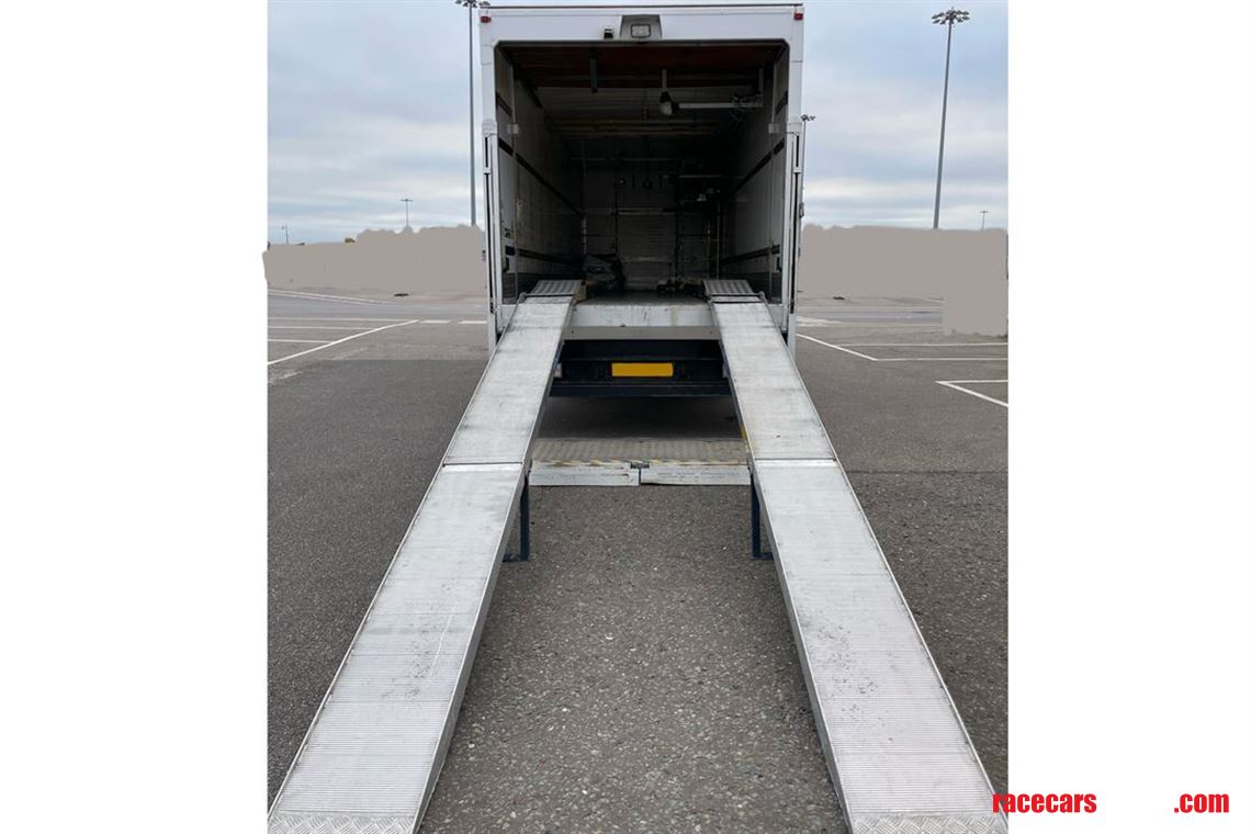 iveco-eurocargo-race-truck