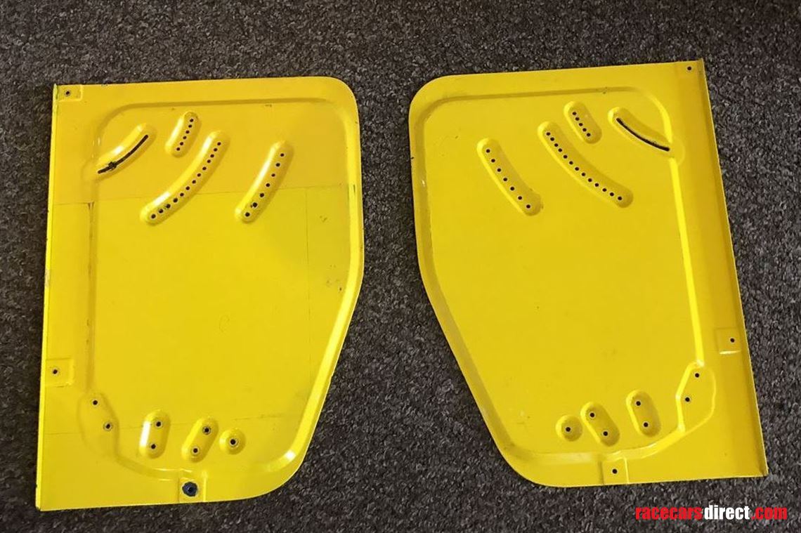 pair-rear-wing-endplates--reynard-f3000