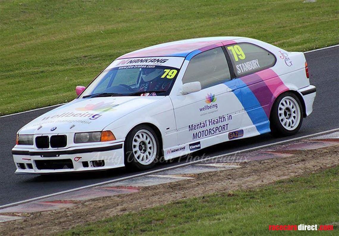 bmw-318ti-compact-cup-car-trailer