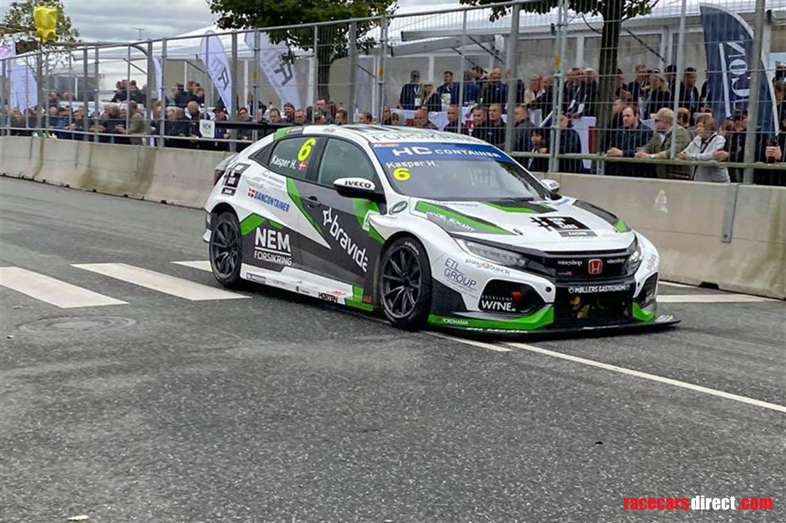 sold--2020-honda-civic-type-r-fk8