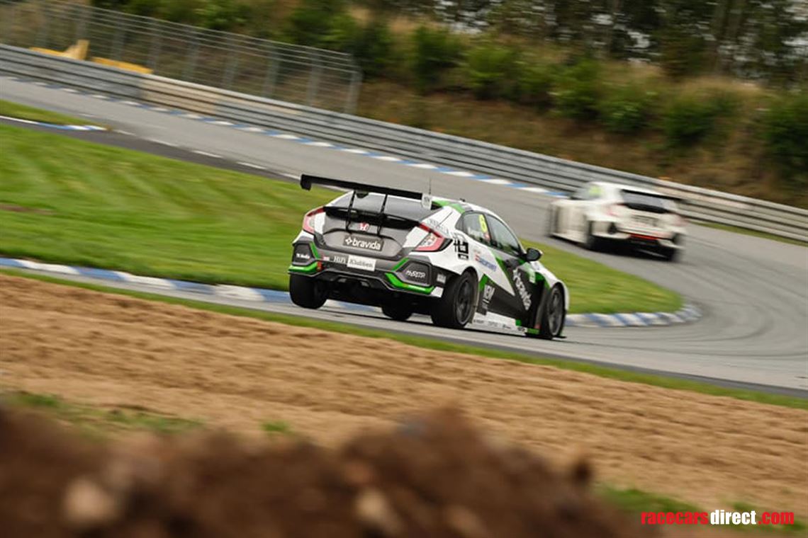 sold--2020-honda-civic-type-r-fk8