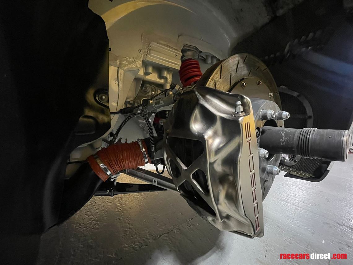 porsche-9912-gt3-cup-car