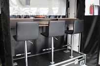 caseline-pit-stand-with-displays