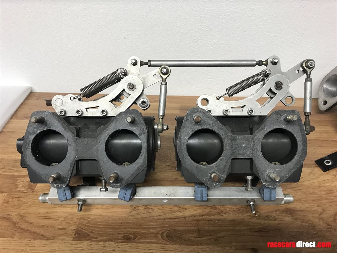 caterham-roller-barrel-throttle-bodies