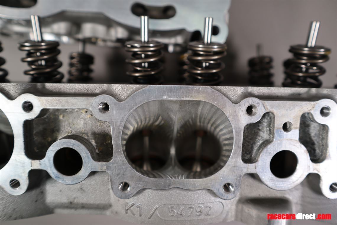 porsche-997-rsr-40l-cylinder-heads