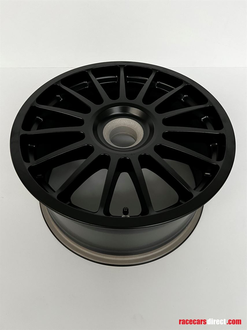 mclaren-570s-gt4-oz-superturismo-wheels