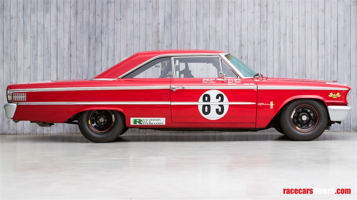 19635-ford-galaxie-500-xl-fastback-fia