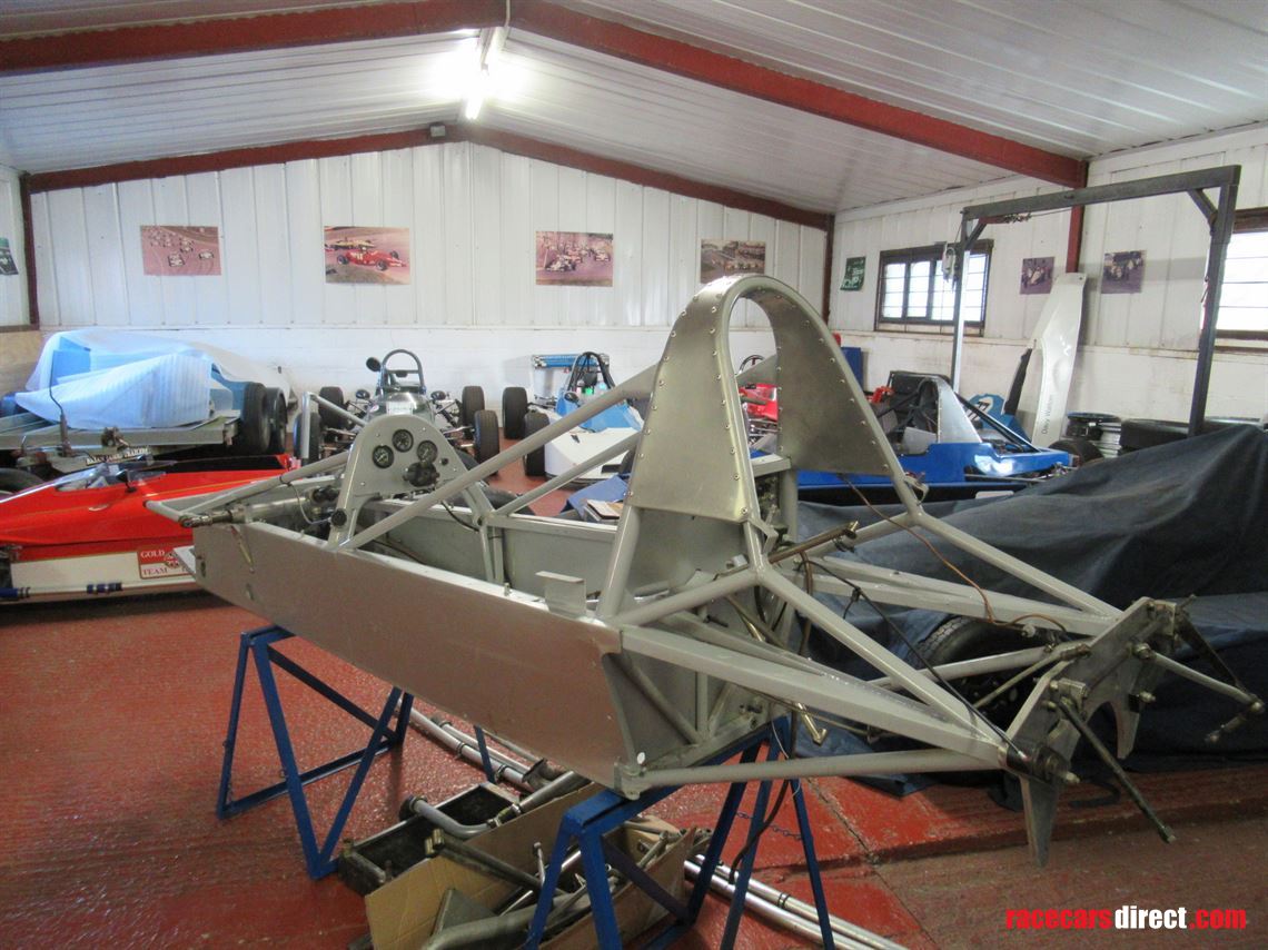 royale-rp33m-1983-formula-ford-kent