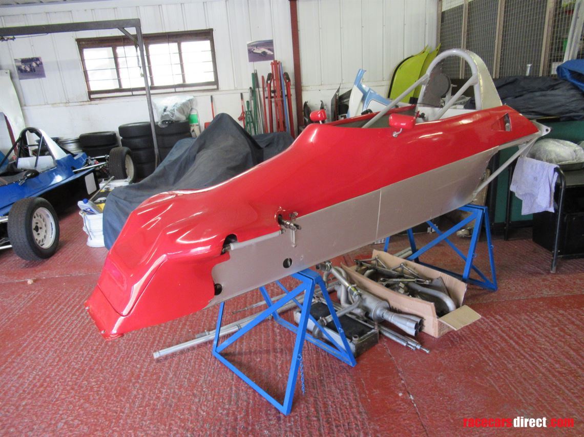 royale-rp33m-1983-formula-ford-kent