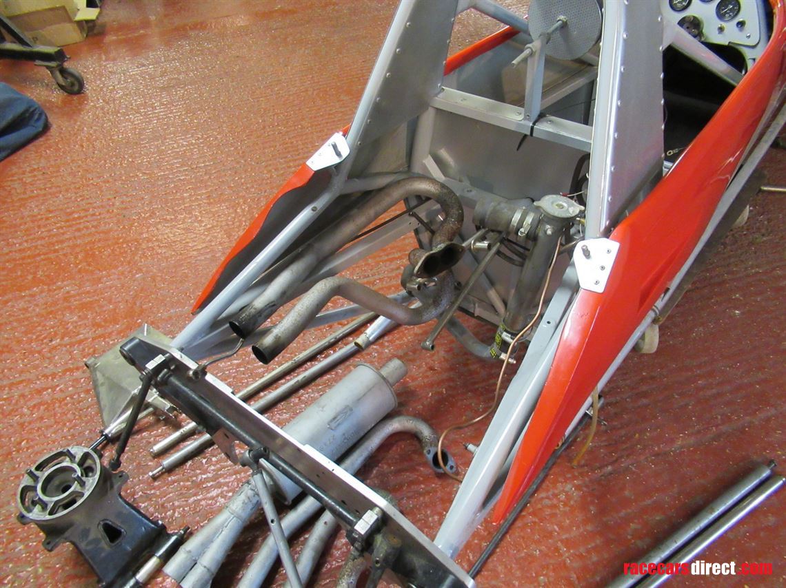 royale-rp33m-1983-formula-ford-kent