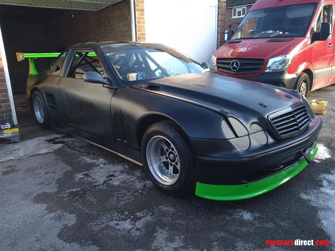 v8-euro-car-mercedes