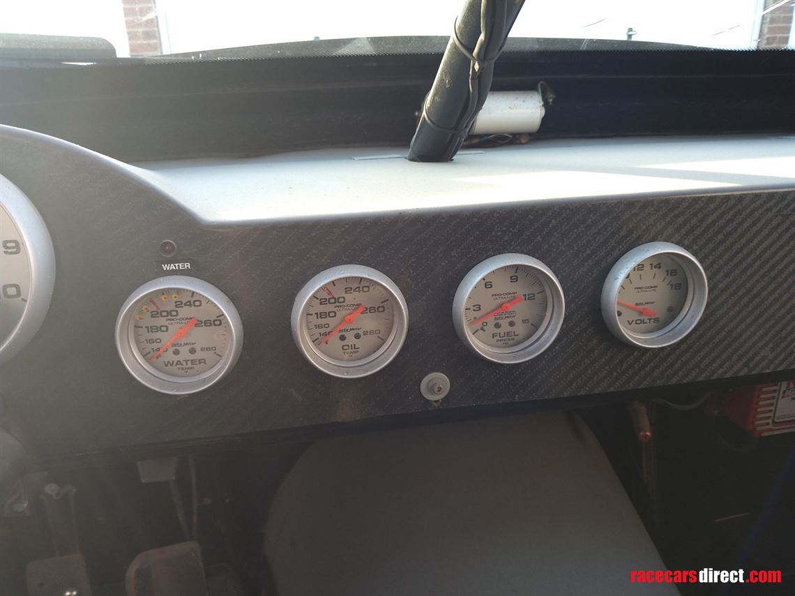 v8-euro-car-mercedes