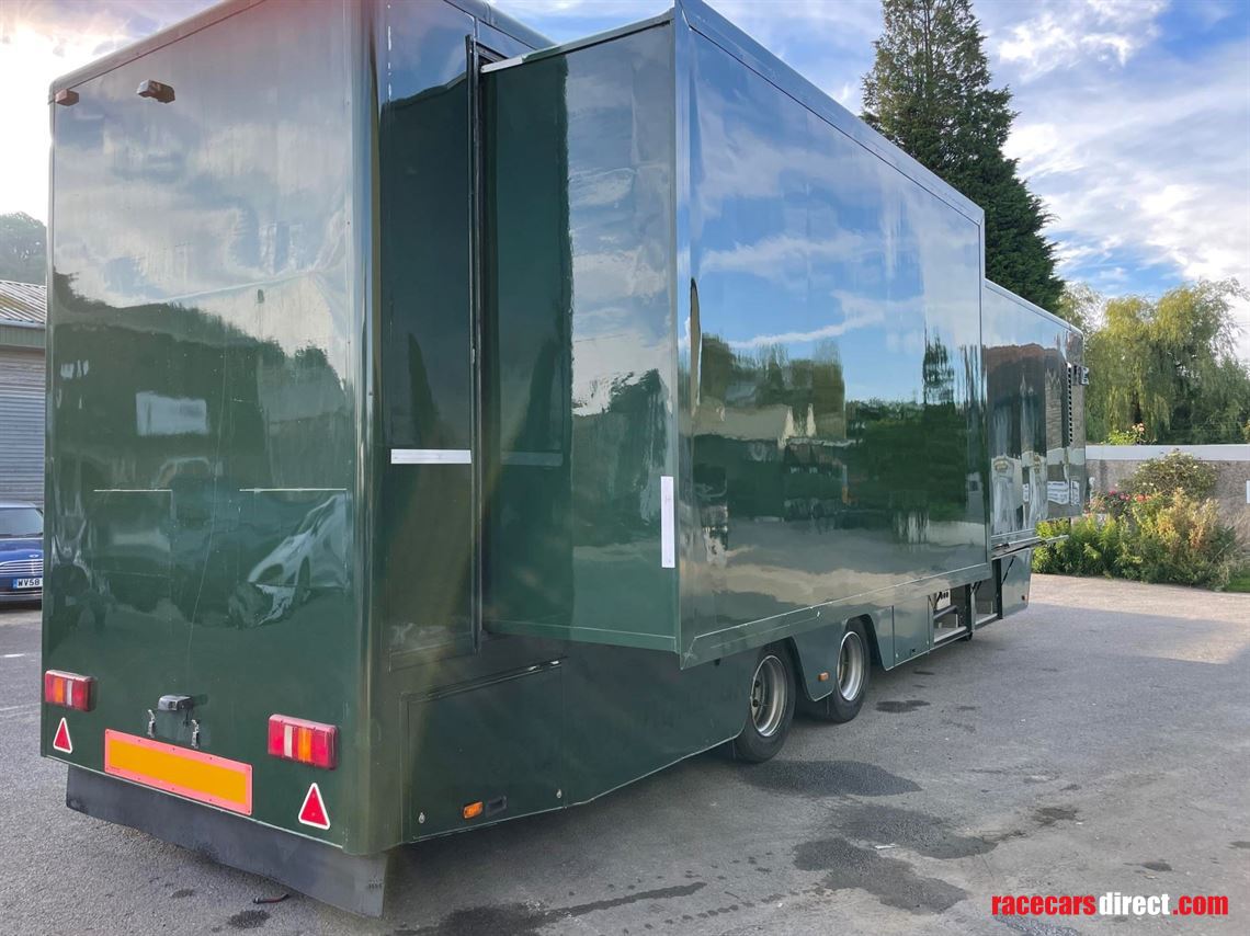 twin-slide-out-hospitality-trailer