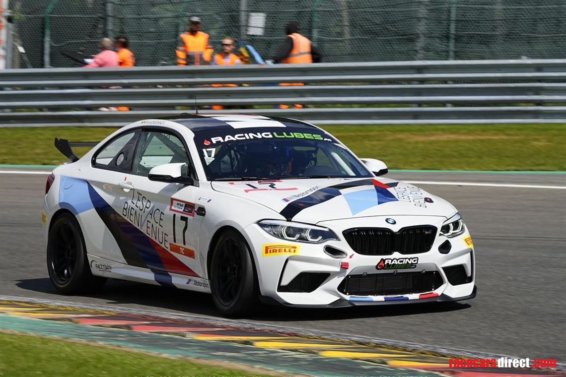 bmw-m2-cs-racing