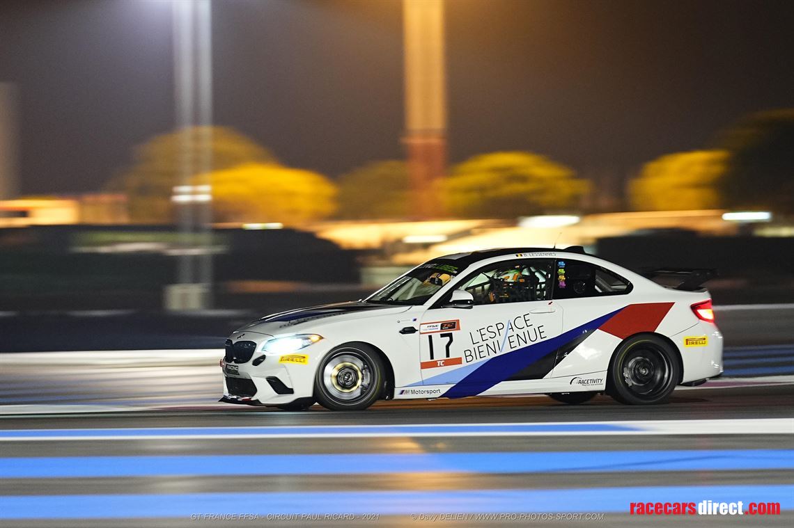 bmw-m2-cs-racing