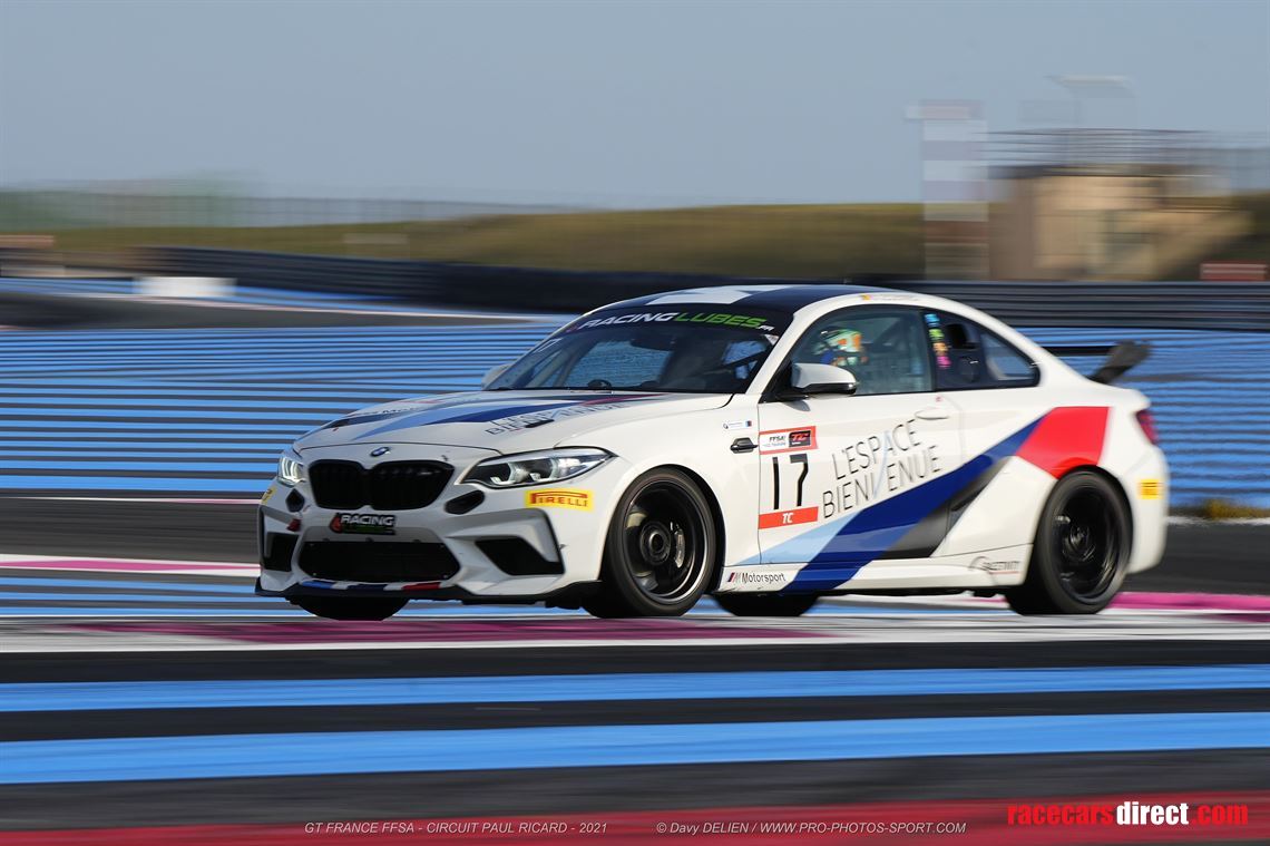 bmw-m2-cs-racing